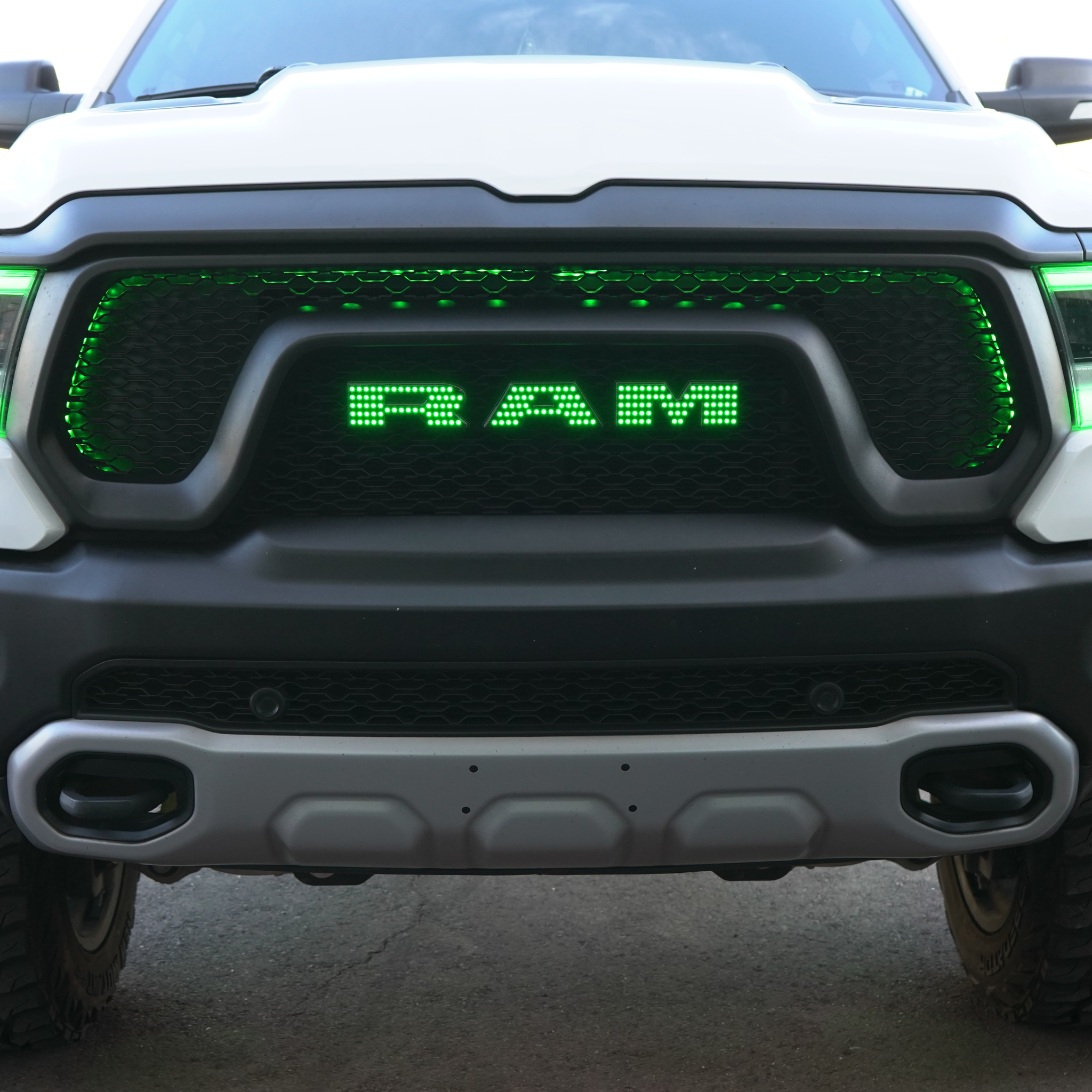 Ram LED Emblem: Multicolor (2019-2024)