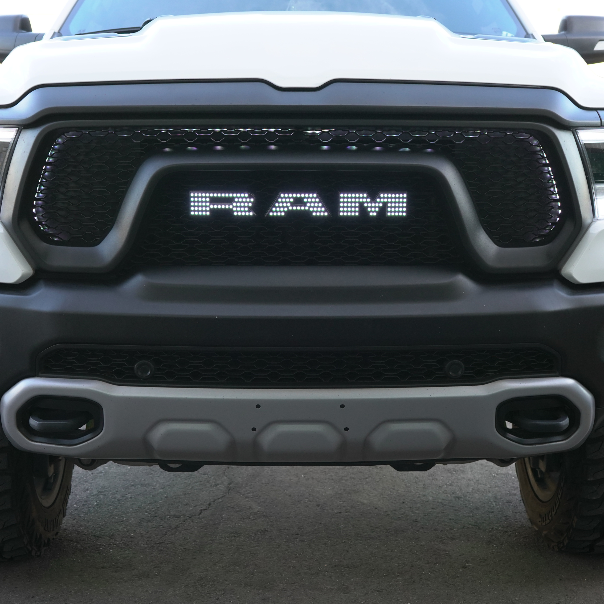 Ram LED Emblem: Multicolor (2019-2024)