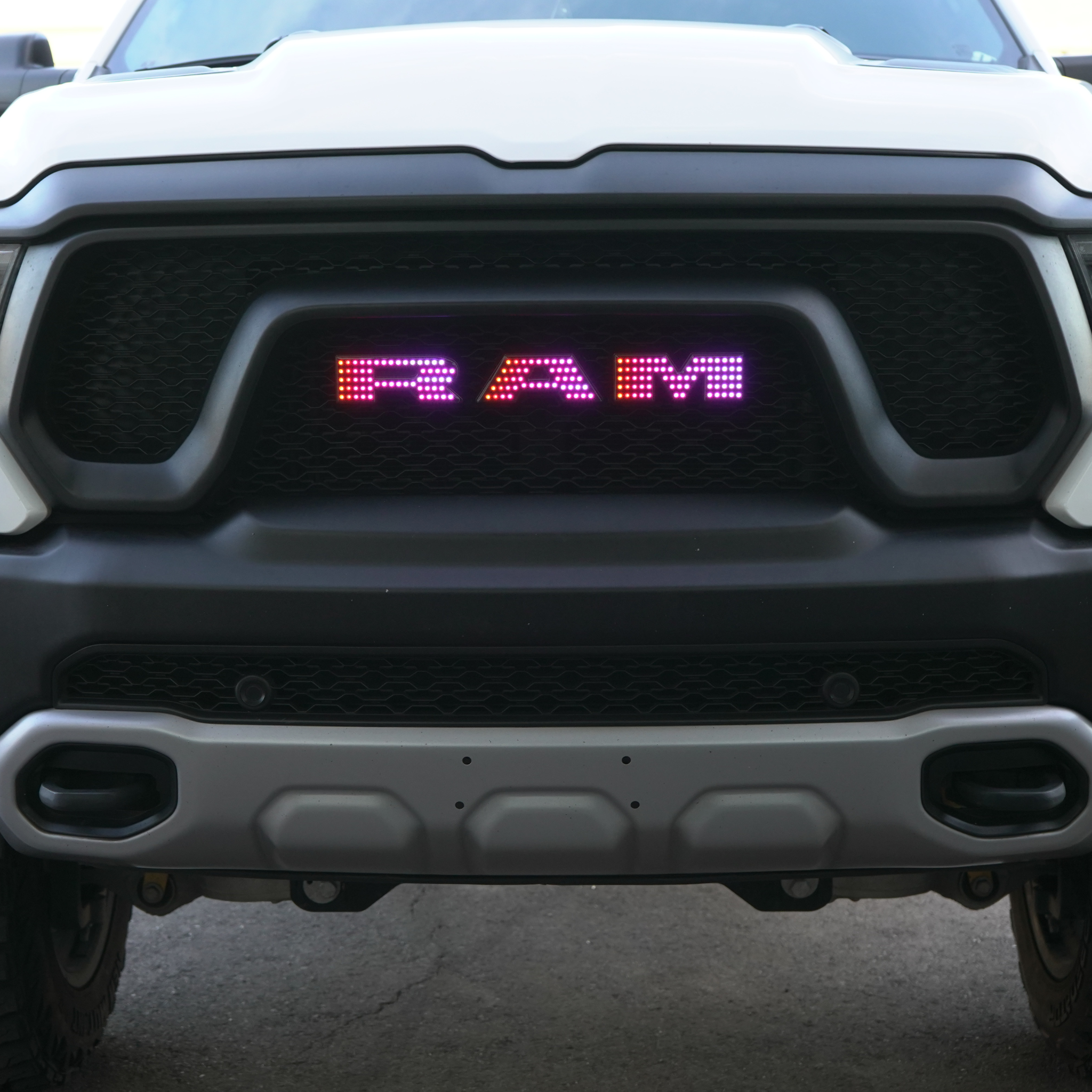 Ram LED Emblem: Multicolor (2019-2024)