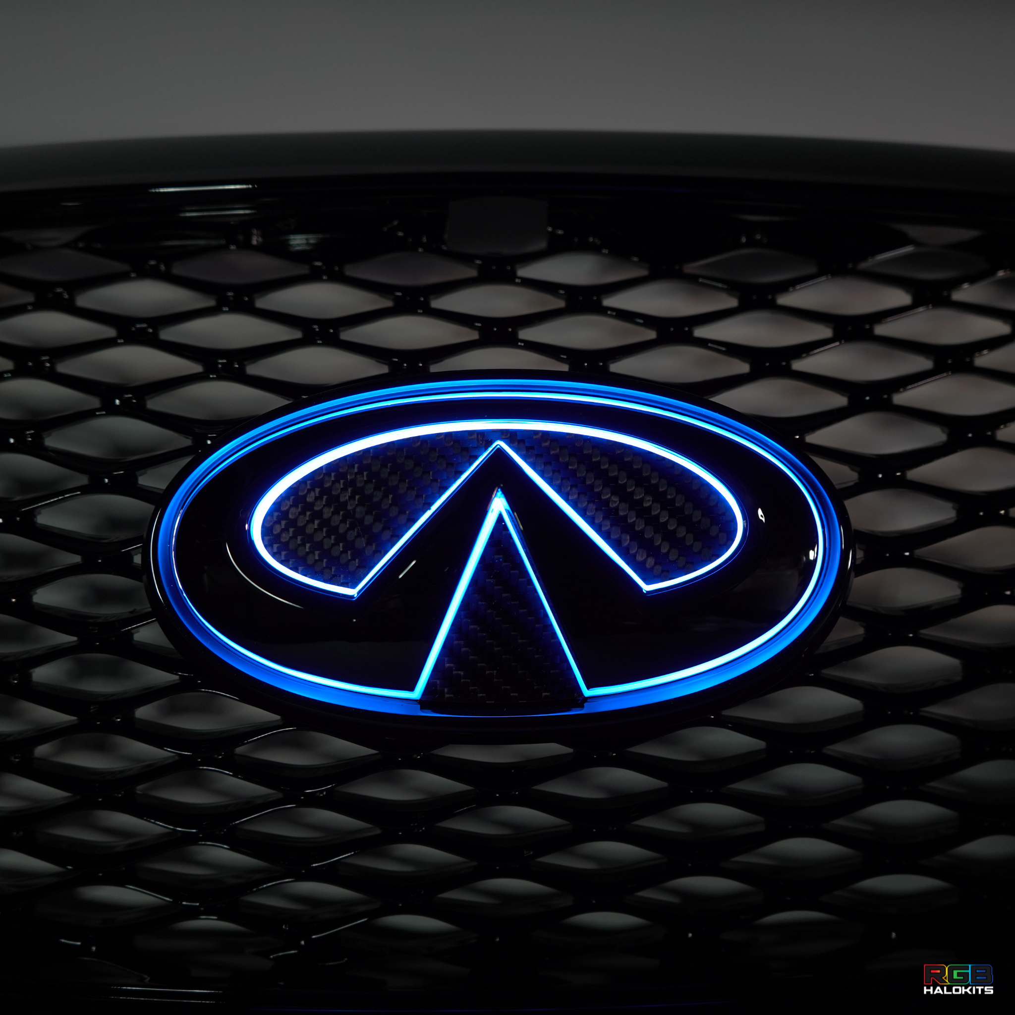 Infiniti G37/G25 Sedan RGB LED Emblem: (2010-2013)